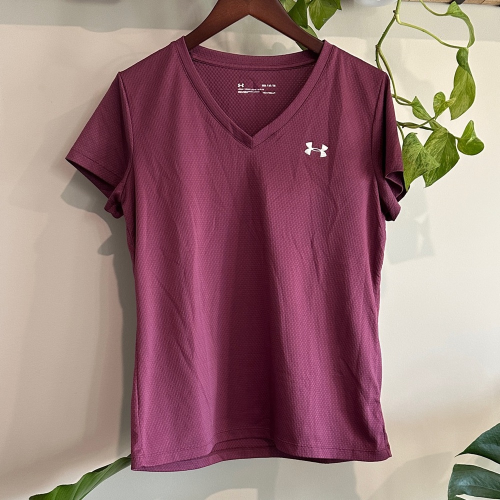 Under Armour Women's Short Sleeve V-Neck Tee - Plum